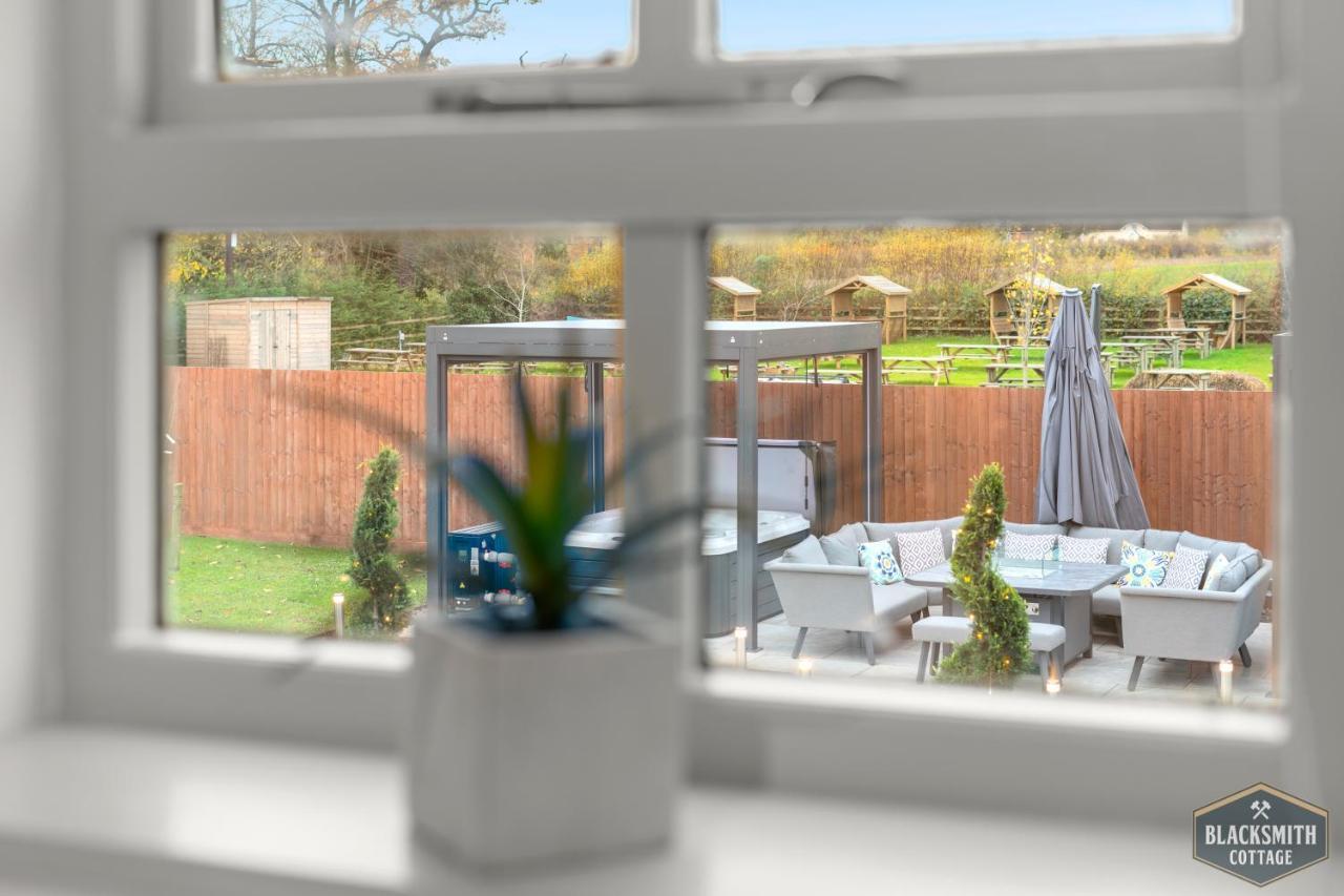 6Br Luxury Cottage, Hot Tubs, Hoar Cross, Staffordshire Newborough  Buitenkant foto