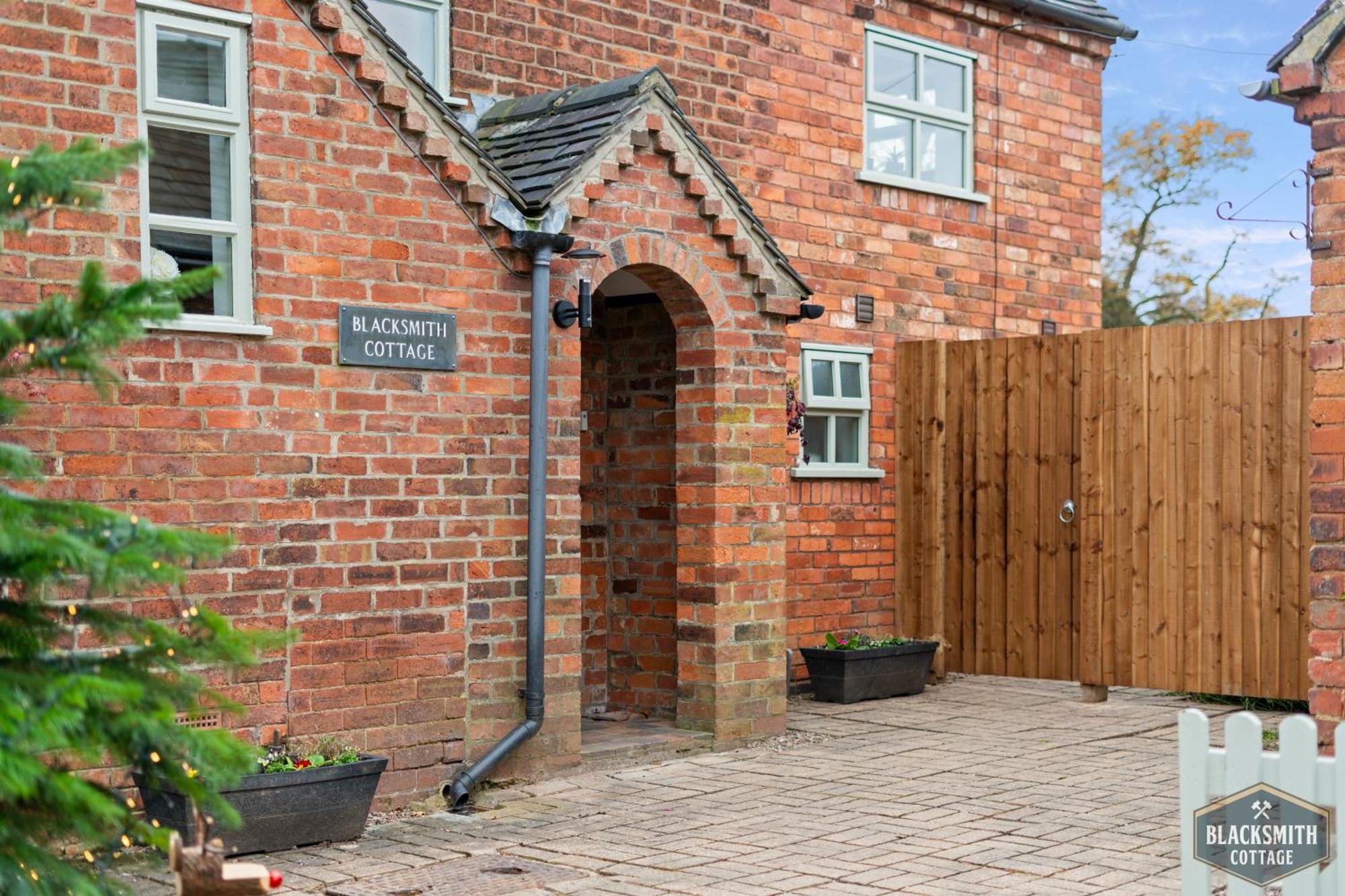 6Br Luxury Cottage, Hot Tubs, Hoar Cross, Staffordshire Newborough  Buitenkant foto